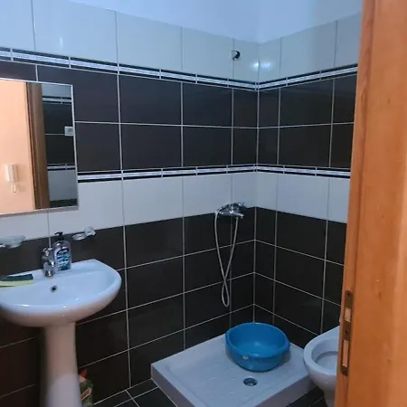 Lägenhet Enkel Vlorë